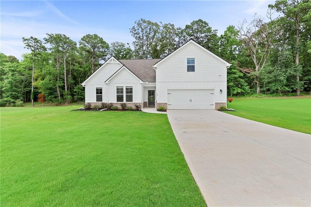4 bedroom, 4 bathroom, 3,237 sq ft single family residence for sale at 96 Whites Pond Road, Moreland, GA 30259