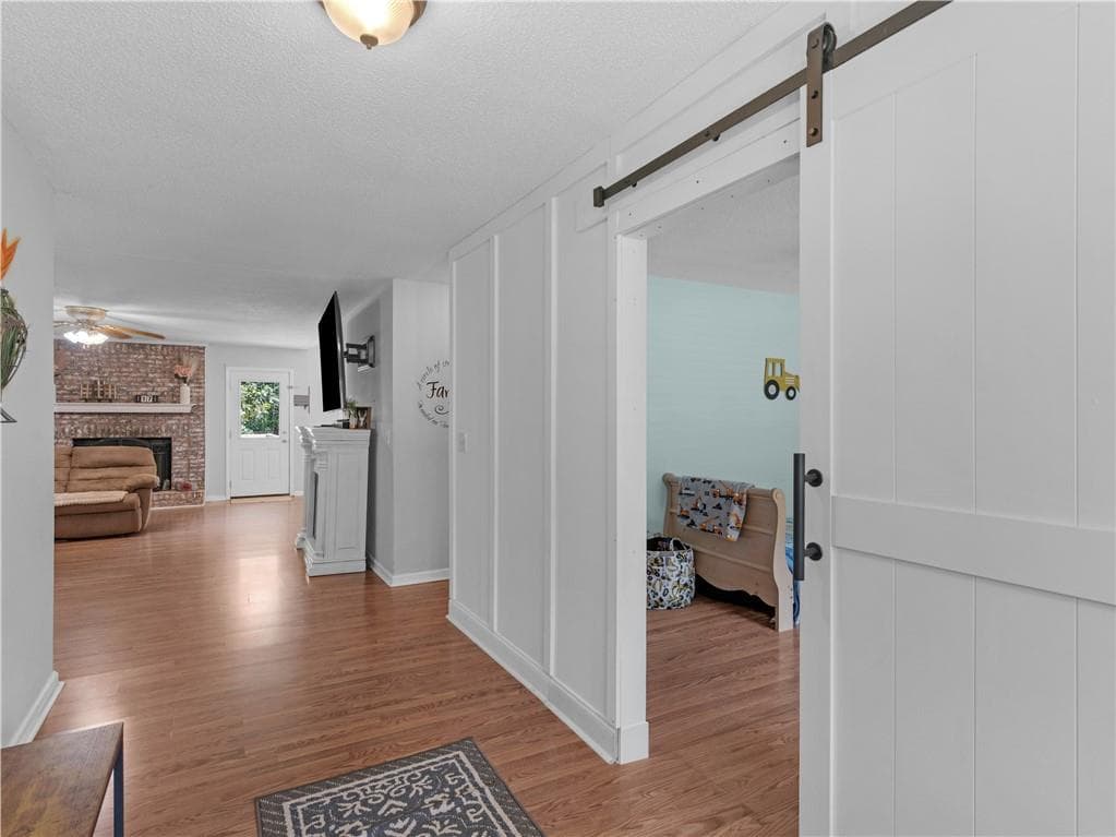 4 bedroom, 2 bathroom, 2,113 sq ft single family residence for sale at 118 Bradford Place, Stockbridge, GA 30281 — photo 2