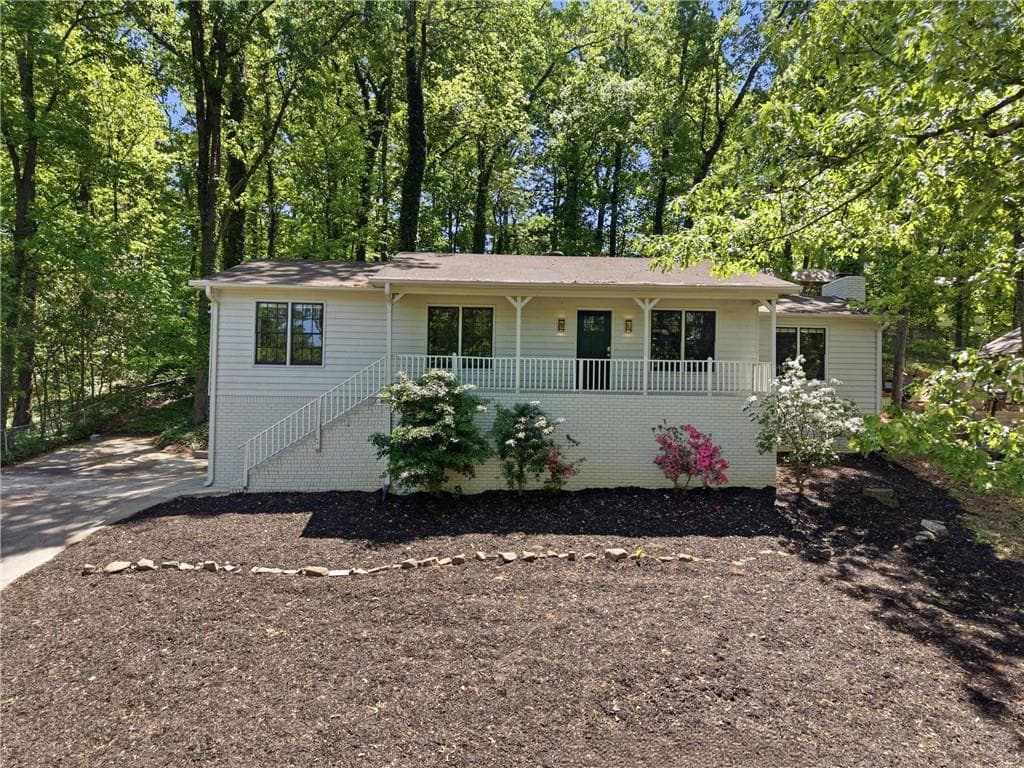 3 bedroom, 2 bathroom, 2,026 sq ft single family residence for sale at 562 Hidden Hills Court, Marietta, GA 30066