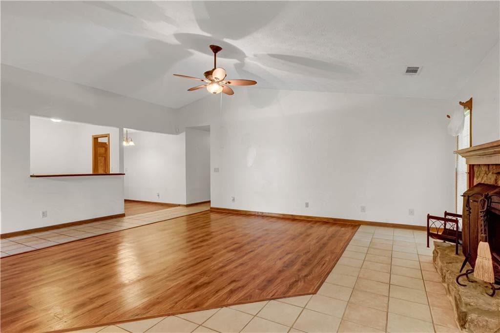 3 bedroom, 2 bathroom, 1,802 sq ft single family residence for sale at 607 Stonemill Manor, Lithonia, GA 30058 — photo 7