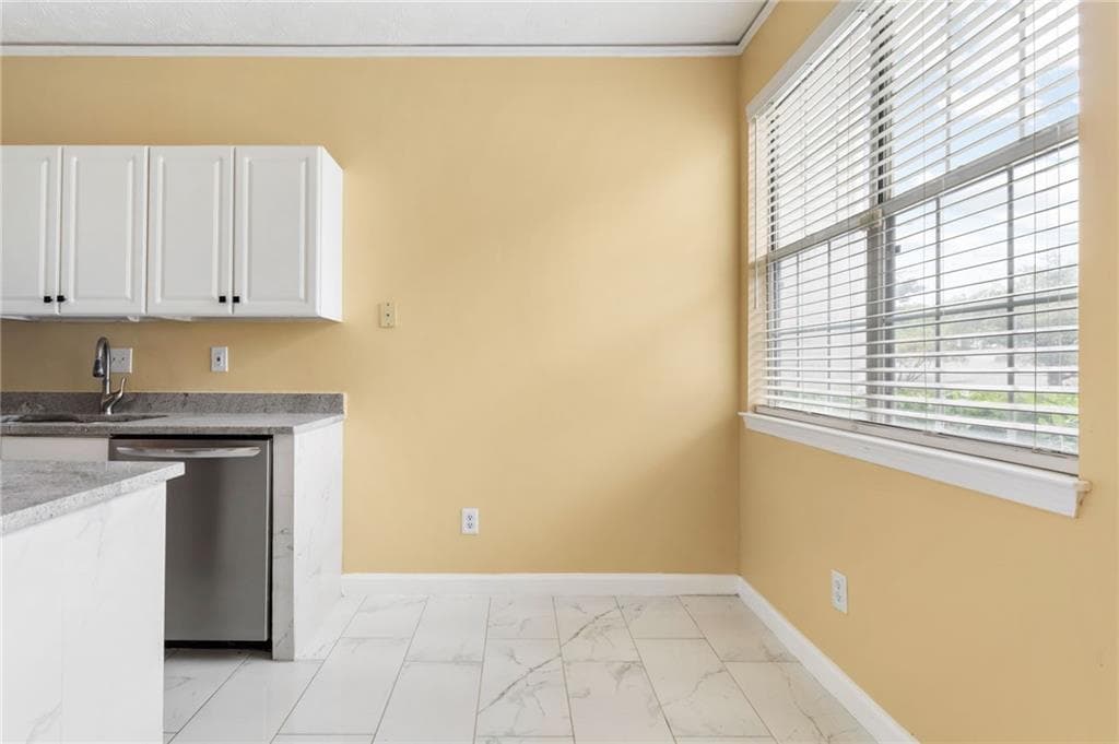 2 bedroom, 3 bathroom, 1,556 sq ft townhouse for sale at 476 Fraser Street, Atlanta, GA 30312 — photo 4