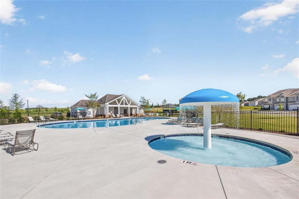 4 bedroom, 3 bathroom, 1,971 sq ft townhouse for sale at 181 Deerberry Drive, Jasper, GA 30143 — photo 6