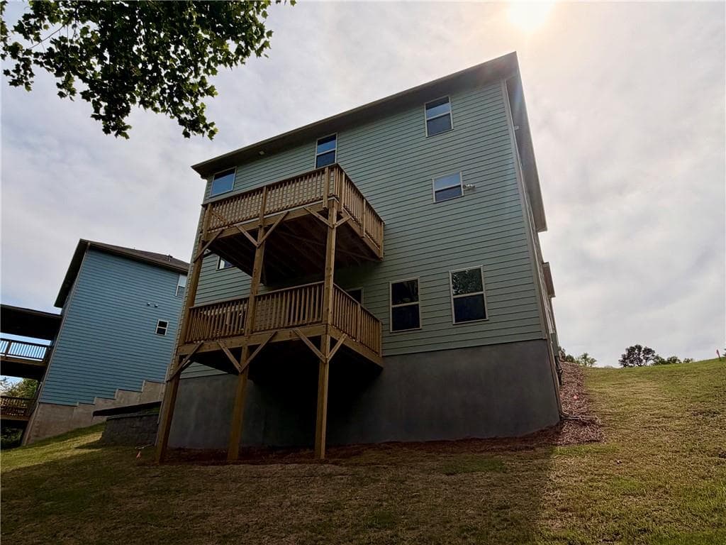 5 bedroom, 4 bathroom, 3,213 sq ft single family residence under contract at 484 Magnolia Grove Place, Cornelia, GA 30531 — photo 8