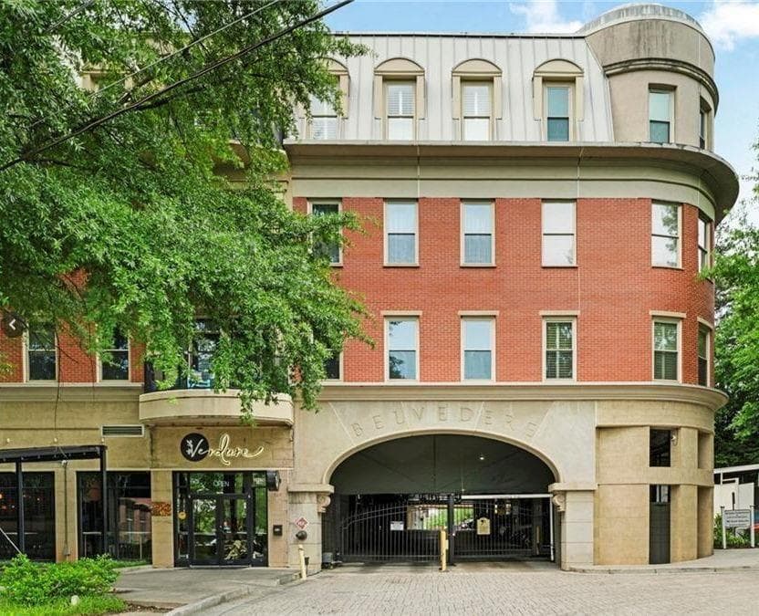 1 bedroom, 2 bathroom, 960 sq ft condominium for sale at 560 Dutch Valley Road 2407, Atlanta, GA 30324
