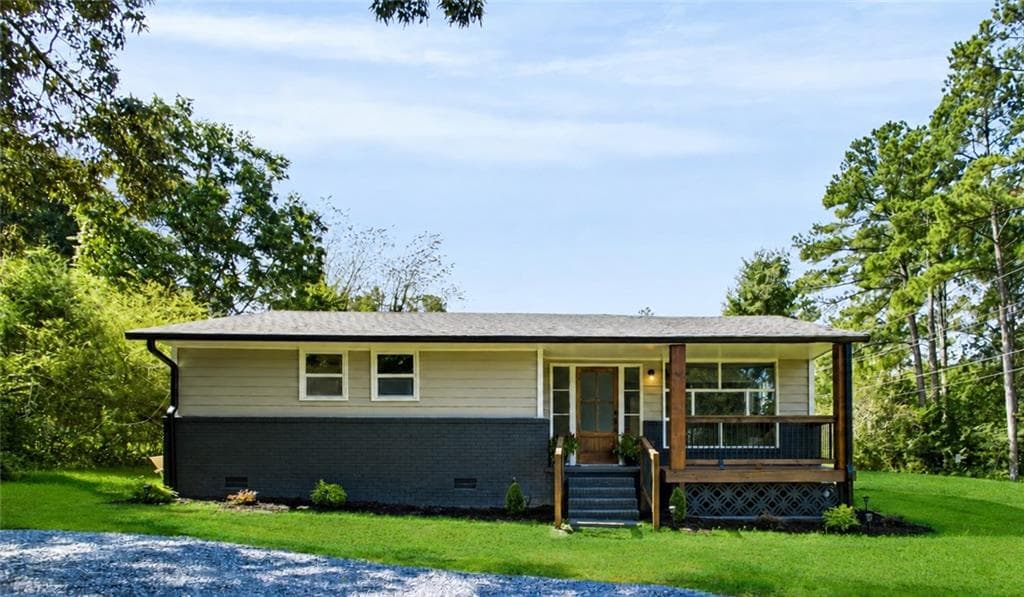 4 bedroom, 2 bathroom, 1,630 sq ft single family residence for sale at 232 Tuck Street, Cedartown, GA 30125