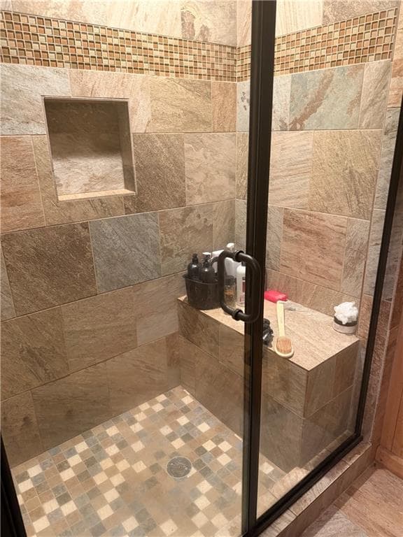 5 bedroom, 4 bathroom, 2,520 sq ft single family residence for sale at 50 Fox Run Lane, Blue Ridge, GA 30513 — photo 9