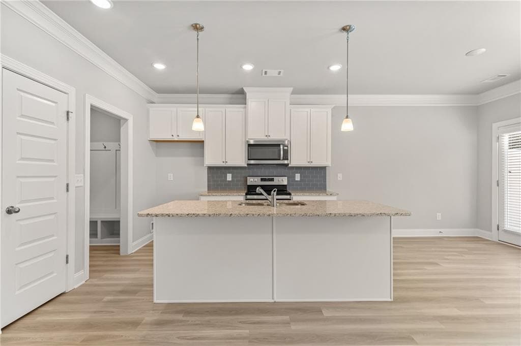 3 bedroom, 3 bathroom, 2,000 sq ft townhouse for rent at 24 Richardson Street C, Winder, GA 30680 for $1,999 a month — photo 8