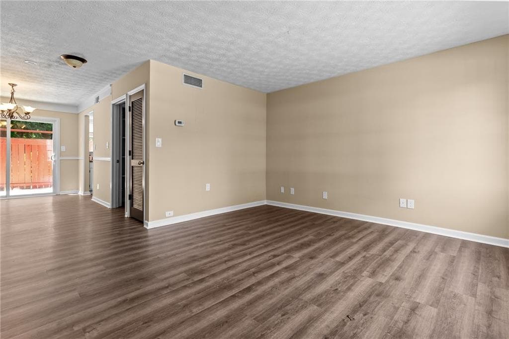 2 bedroom, 2 bathroom, 1,080 sq ft townhouse for rent at 392 Northdale Court, Lawrenceville, GA 30046 for $1,500 a month — photo 5