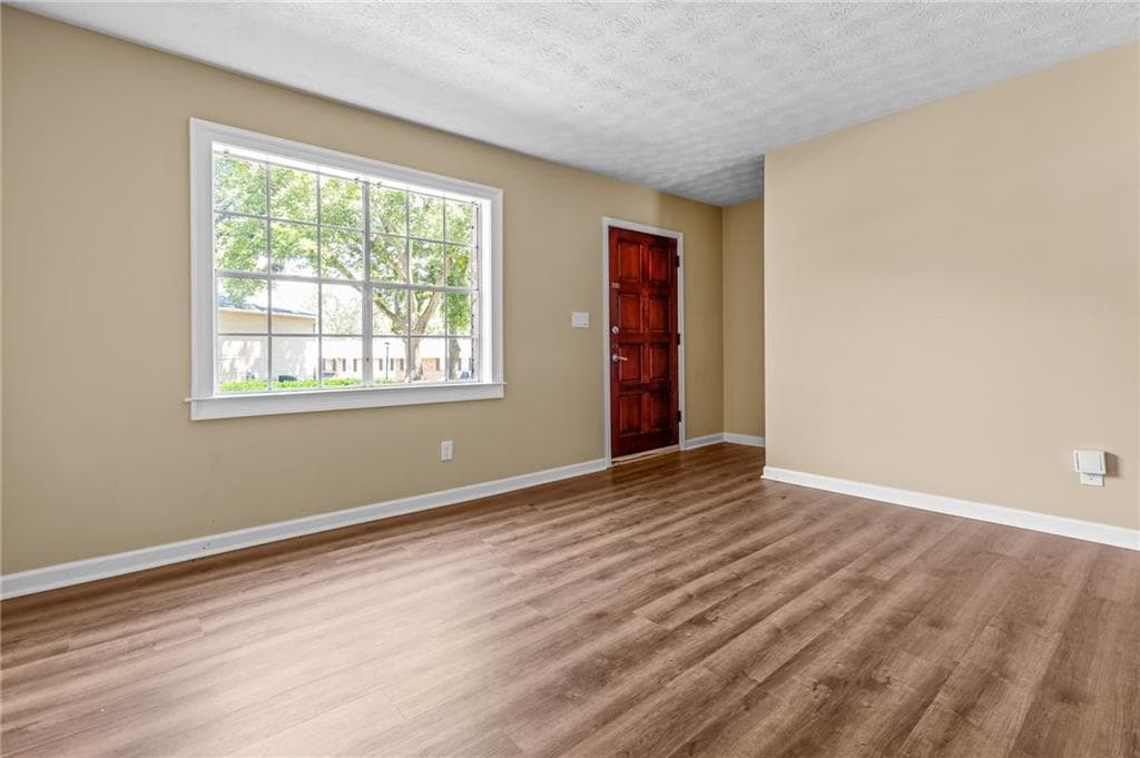 2 bedroom, 2 bathroom, 1,080 sq ft townhouse for rent at 392 Northdale Court, Lawrenceville, GA 30046 for $1,500 a month — photo 6