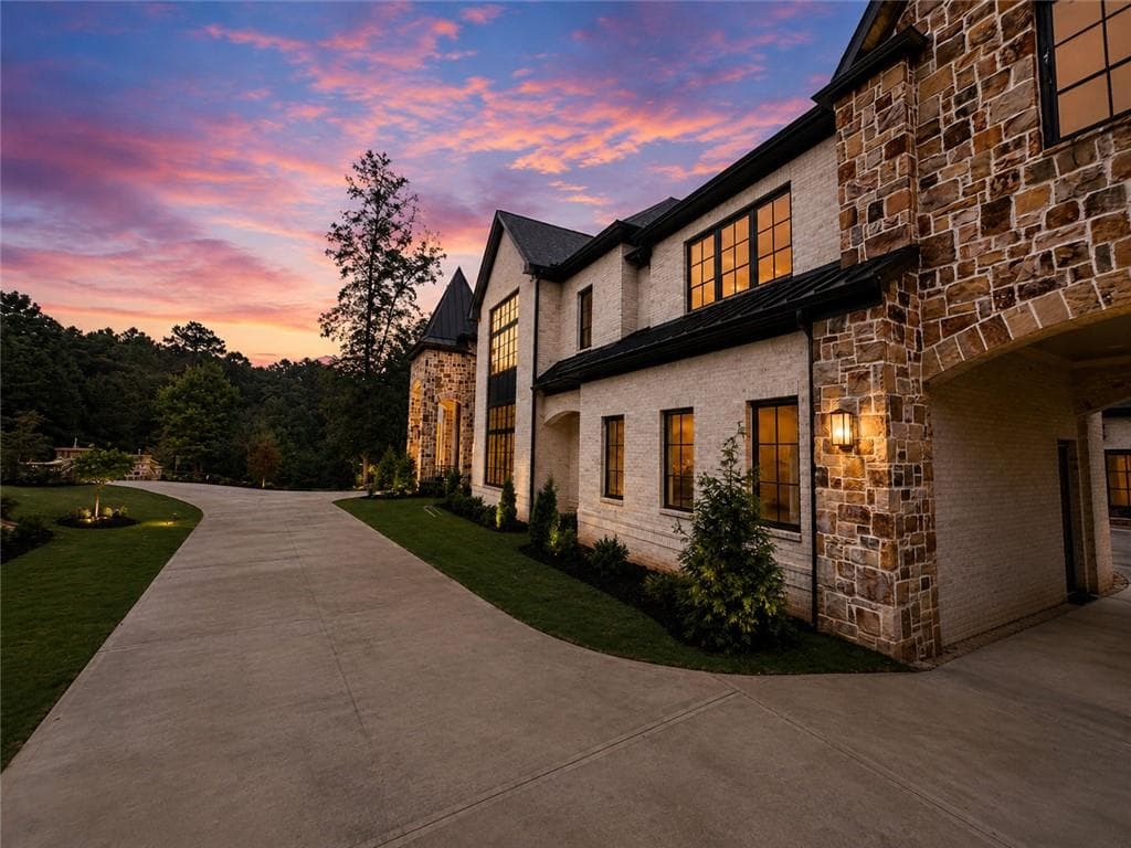 9 bedroom, 11 bathroom, 13,646 sq ft single family residence for sale at 269 Traditions Drive, Alpharetta, GA 30004 — photo 2
