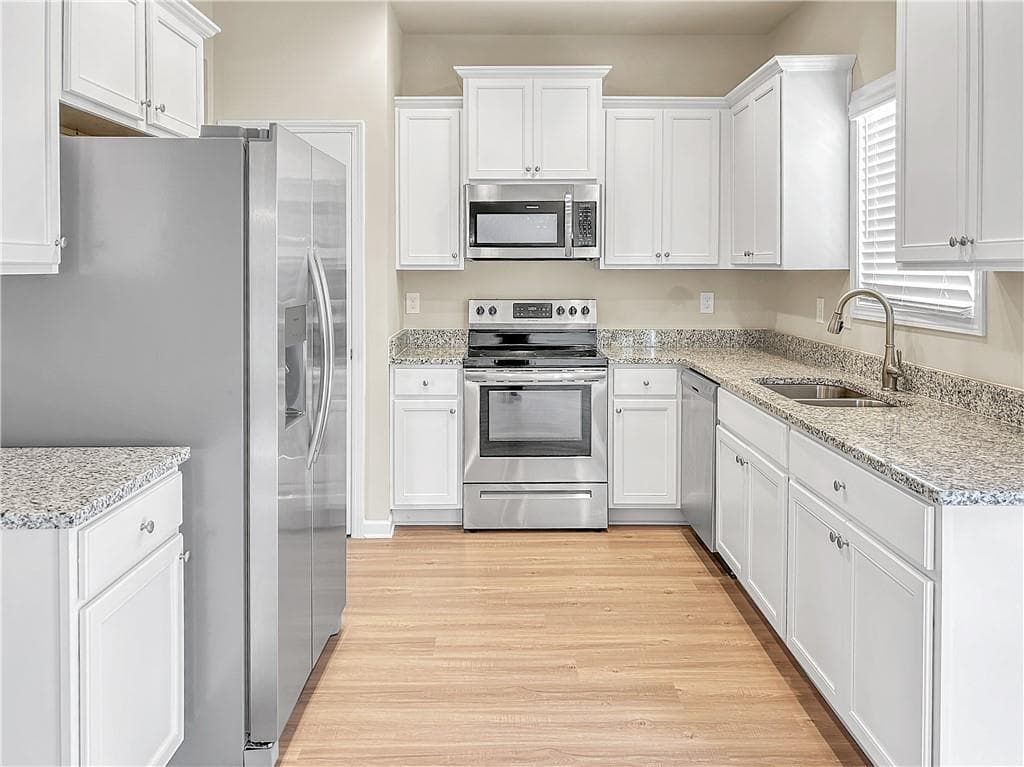 4 bedroom, 2 bathroom, 1,737 sq ft single family residence for rent at 106 Culver Street, Jackson, GA 30233 for $1,785 a month — photo 2