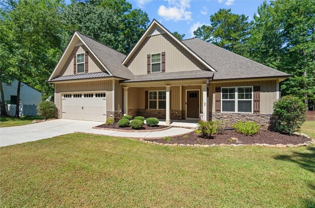 5 bedroom, 3 bathroom, 2,469 sq ft single family residence for sale at 7202 Tara Drive, Villa Rica, GA 30180 — photo 2