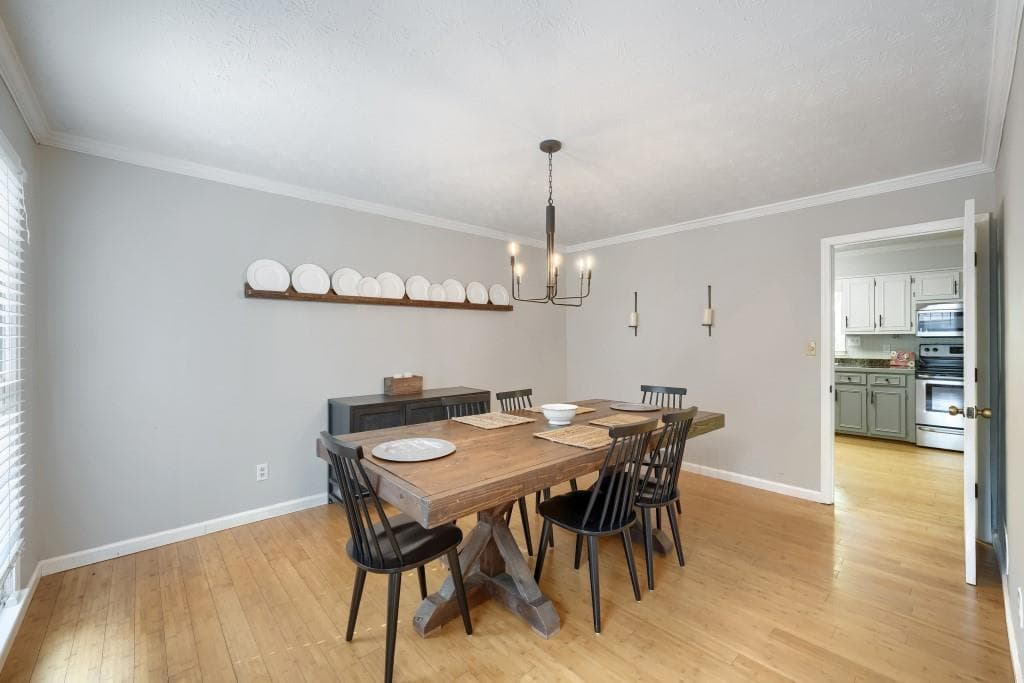 4 bedroom, 3 bathroom, 2,162 sq ft single family residence for sale at 788 Flowers Crossing, Lawrenceville, GA 30044 — photo 7