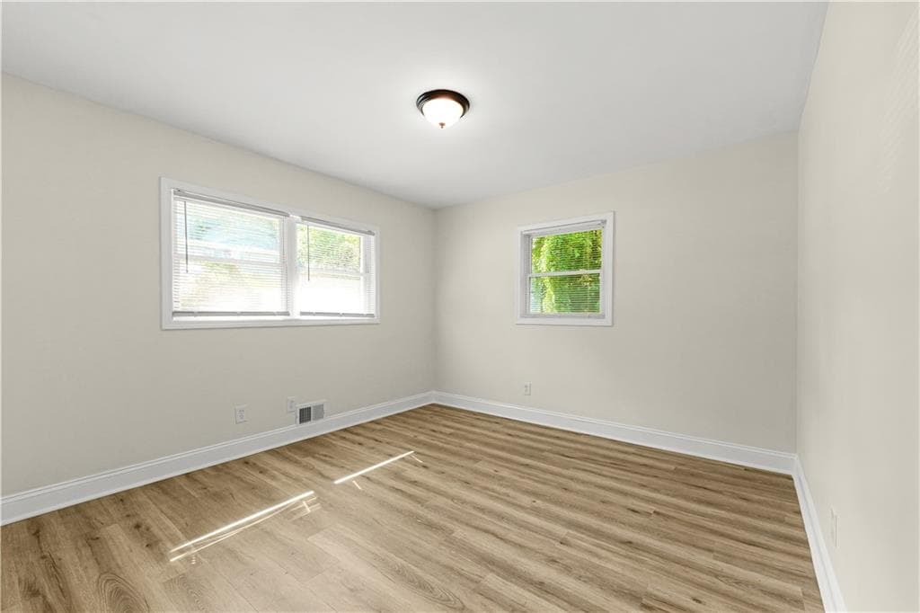 3 bedroom, 2 bathroom, 1,350 sq ft single family residence for sale at 6064 Oak Hill Drive, Austell, GA 30168 — photo 9