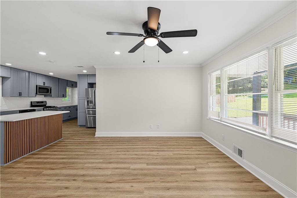 3 bedroom, 2 bathroom, 1,350 sq ft single family residence for sale at 6064 Oak Hill Drive, Austell, GA 30168 — photo 3