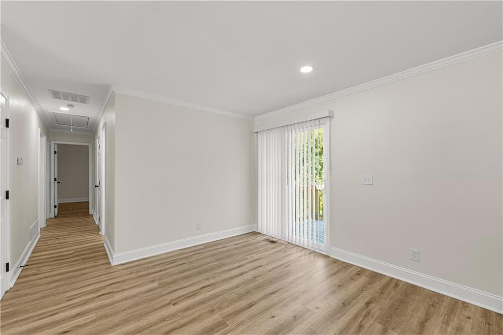 3 bedroom, 2 bathroom, 1,350 sq ft single family residence for sale at 6064 Oak Hill Drive, Austell, GA 30168 — photo 10