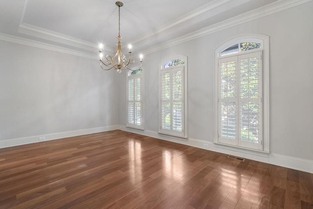 3 bedroom, 4 bathroom, 2,218 sq ft townhouse under contract at 4222 Rickenbacker Drive 22, Atlanta, GA 30342 — photo 6