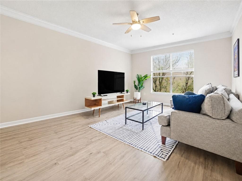 1 bedroom, 1 bathroom, 871 sq ft condominium for sale at 10 Perimeter Summit Boulevard 4409, Brookhaven, GA 30319 — photo 3
