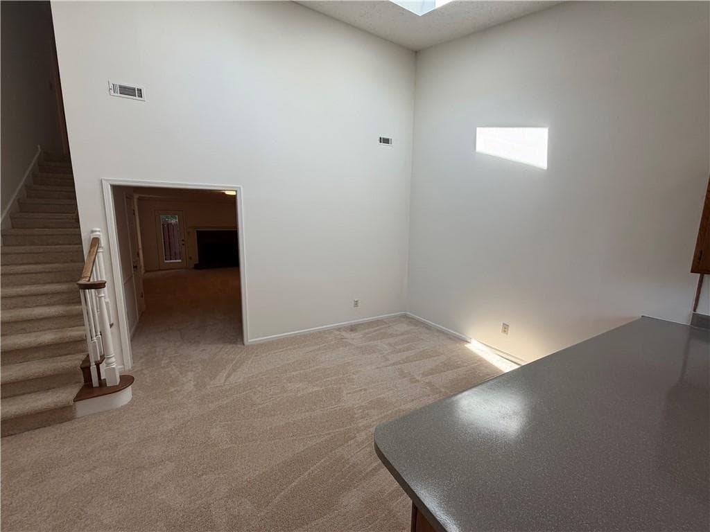 2 bedroom, 2 bathroom, 1,921 sq ft townhouse under contract at 17 Dover Trail, Peachtree City, GA 30269 — photo 7
