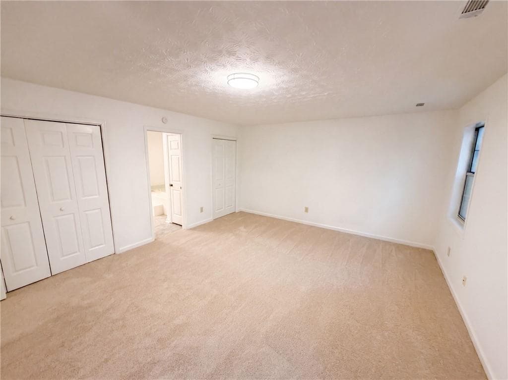 2 bedroom, 2 bathroom, 1,921 sq ft townhouse under contract at 17 Dover Trail, Peachtree City, GA 30269 — photo 10