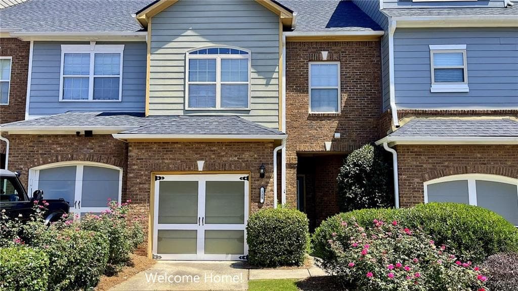 3 bedroom, 3 bathroom, 1,682 sq ft townhouse for sale at 129 Trailside Circle, Hiram, GA 30141 — photo 1 of 56
