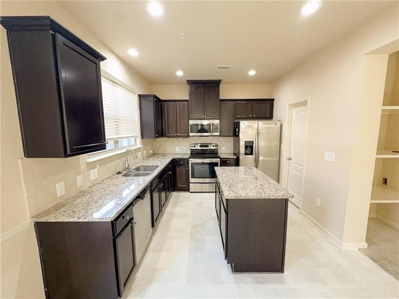 3 bedroom, 3 bathroom, 2,292 sq ft townhouse for rent at 6265 Story Circle, Norcross, GA 30093 for $2,295 a month — photo 7
