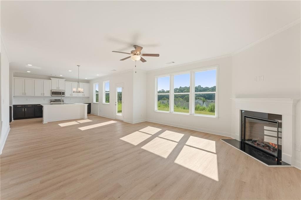 4 bedroom, 3 bathroom, 2,626 sq ft single family residence for sale at 7224 Millbrae Walk, Flowery Branch, GA 30542 — photo 8