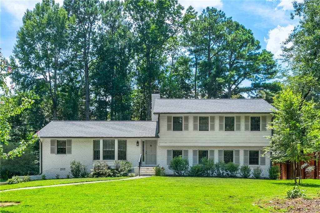 5 bedroom, 3 bathroom, 2,594 sq ft single family residence for rent at 5599 Bend Creek Road, Atlanta, GA 30338 for $4,100 a month — photo 1 of 52