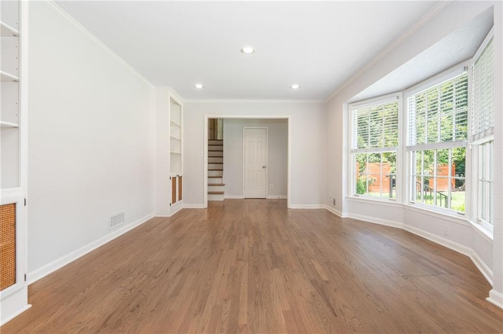 5 bedroom, 3 bathroom, 2,594 sq ft single family residence for rent at 5599 Bend Creek Road, Atlanta, GA 30338 for $4,100 a month — photo 7