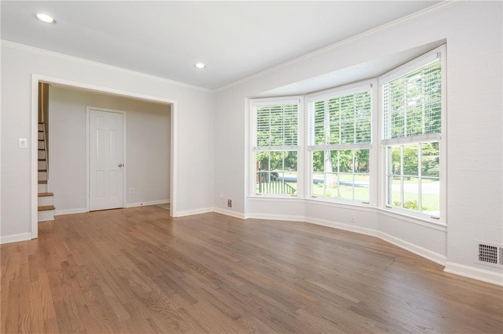 5 bedroom, 3 bathroom, 2,594 sq ft single family residence for rent at 5599 Bend Creek Road, Atlanta, GA 30338 for $4,100 a month — photo 8