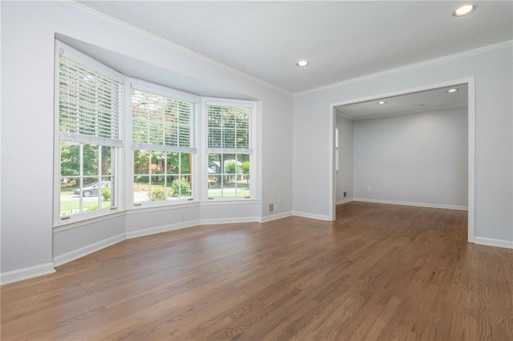 5 bedroom, 3 bathroom, 2,594 sq ft single family residence for rent at 5599 Bend Creek Road, Atlanta, GA 30338 for $4,100 a month — photo 10