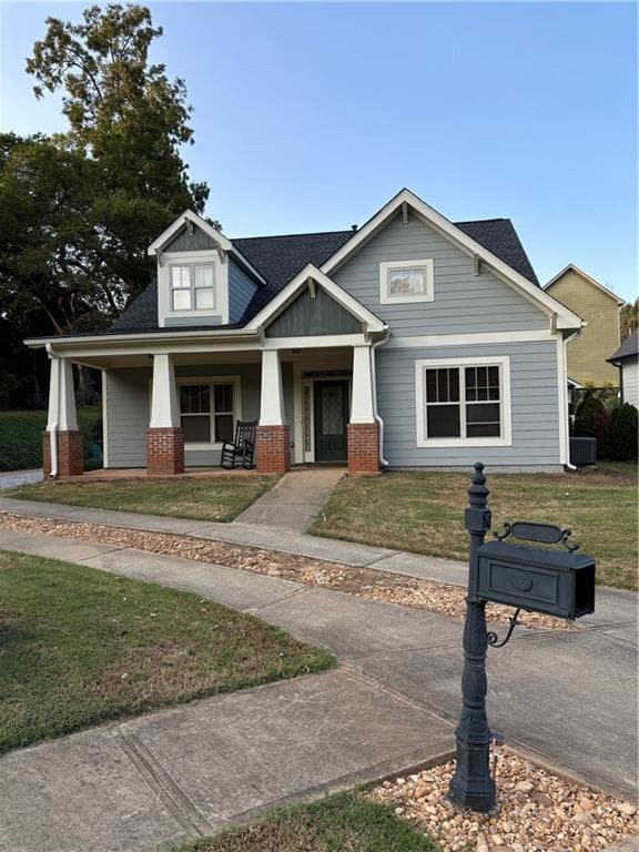 4 bedroom, 3 bathroom, 2,414 sq ft single family residence for sale at 16 Plum Blossom Lane, Hampton, GA 30228 — photo 1 of 46