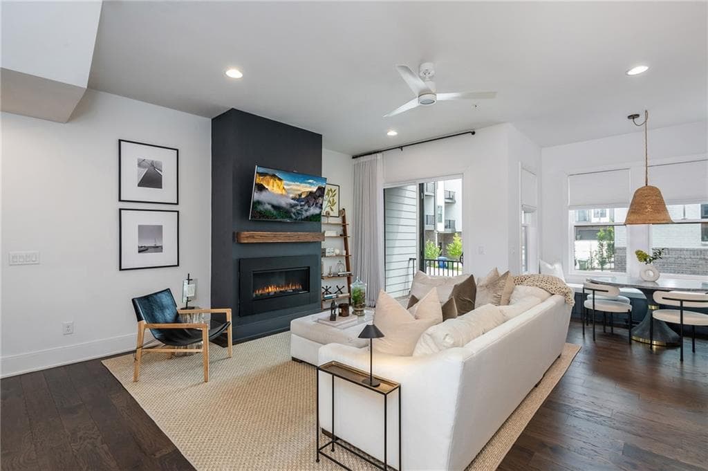 4 bedroom, 5 bathroom, 2,902 sq ft townhouse for sale at 1038 Culpepper Street, Atlanta, GA 30318 — photo 5