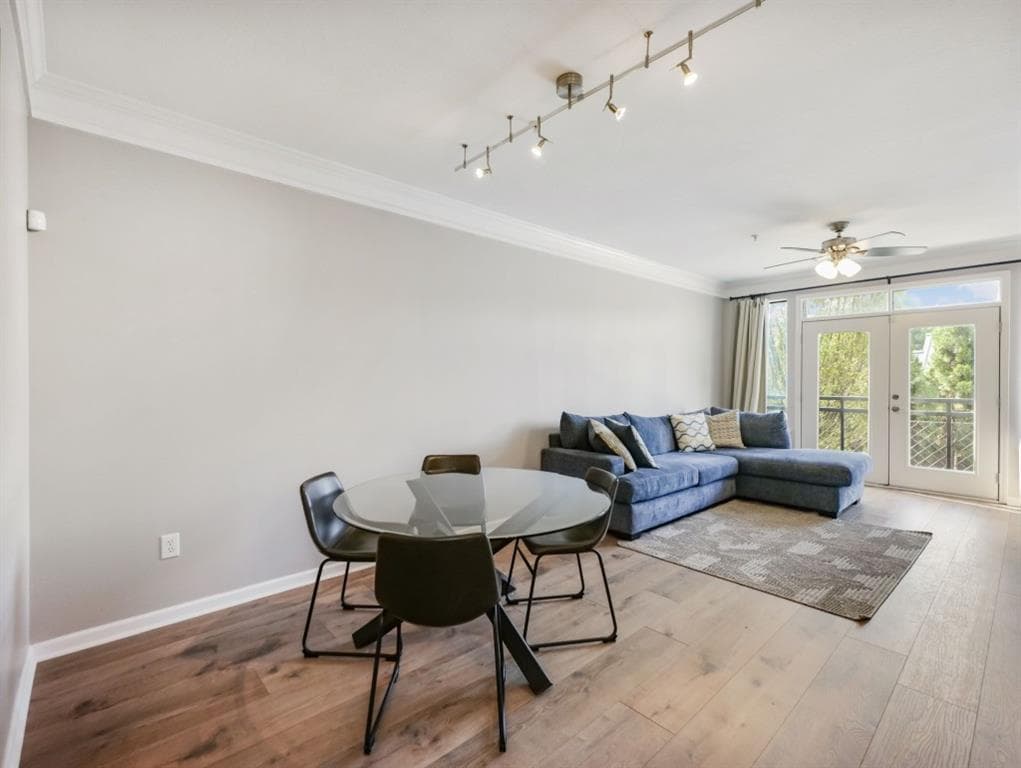 2 bedroom, 1 bathroom, 1,080 sq ft condominium for sale at 400 17th Street 2125, Atlanta, GA 30318 — photo 5