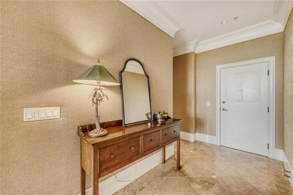 4 bedroom, 4 bathroom, 3,607 sq ft condominium under contract at 201 W Ponce De Leon Avenue 71, Decatur, GA 30030 — photo 3