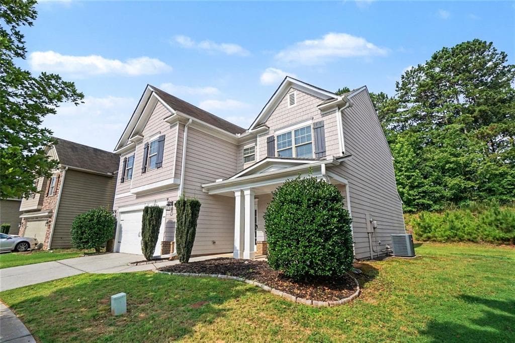 4 bedroom, 3 bathroom, 2,315 sq ft single family residence for sale at 208 Manous Way, Canton, GA 30115 — photo 4