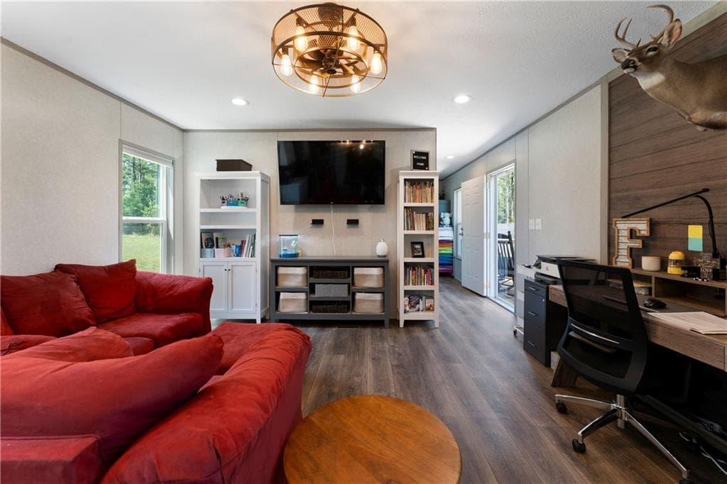 3 bedroom, 2 bathroom, 1,216 sq ft single family residence for sale at 3390 Pleasant Valley Road, Rome, GA 30161 — photo 7