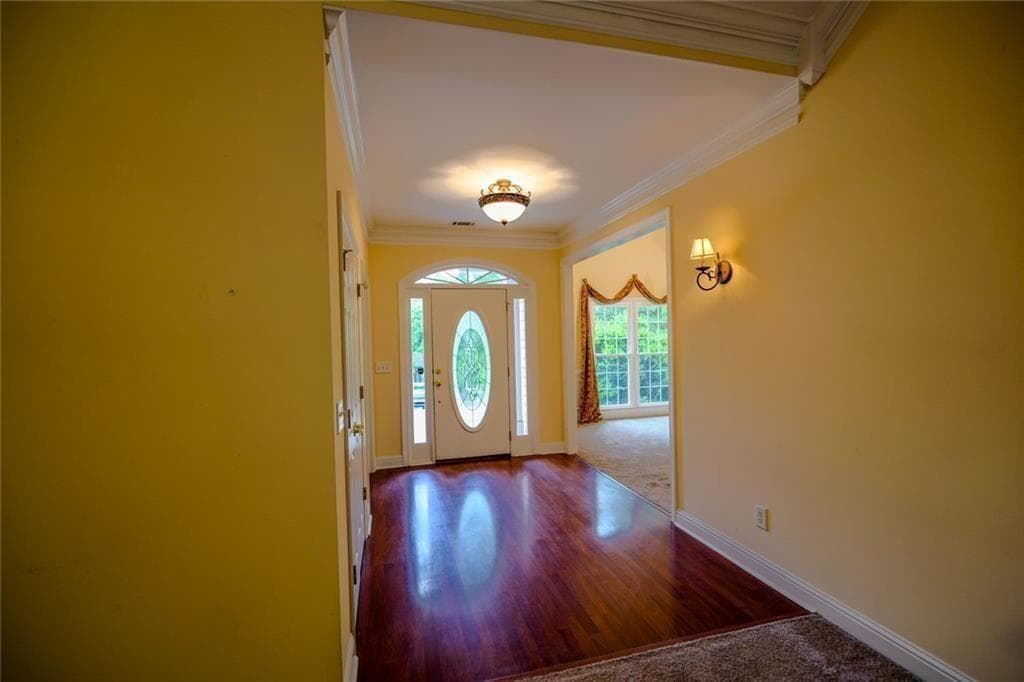 4 bedroom, 3 bathroom, 4,557 sq ft single family residence under contract at 4459 N Gate Drive, Gainesville, GA 30506 — photo 8