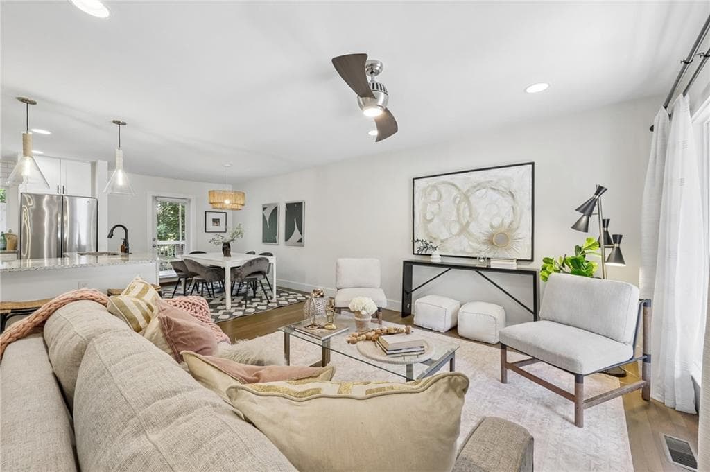 3 bedroom, 3 bathroom, 1,906 sq ft single family residence for sale at 3900 Captain Drive, Atlanta, GA 30341 — photo 6