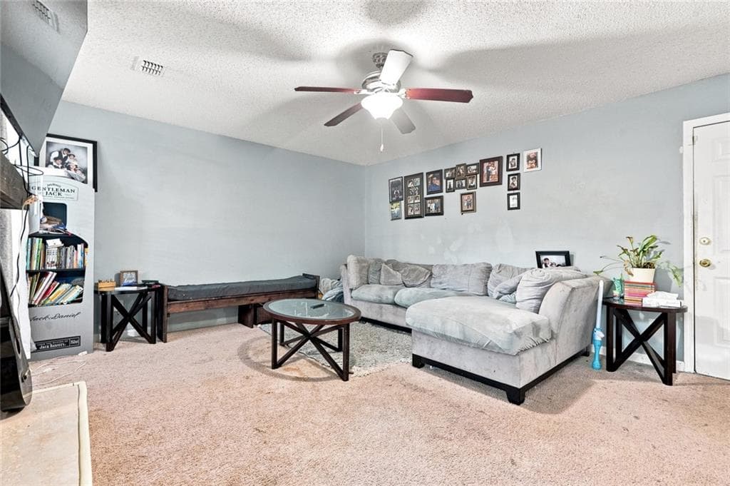 3 bedroom, 3 bathroom, 1,966 sq ft single family residence for sale at 1301 Sweet Woods Drive, Lawrenceville, GA 30044 — photo 5