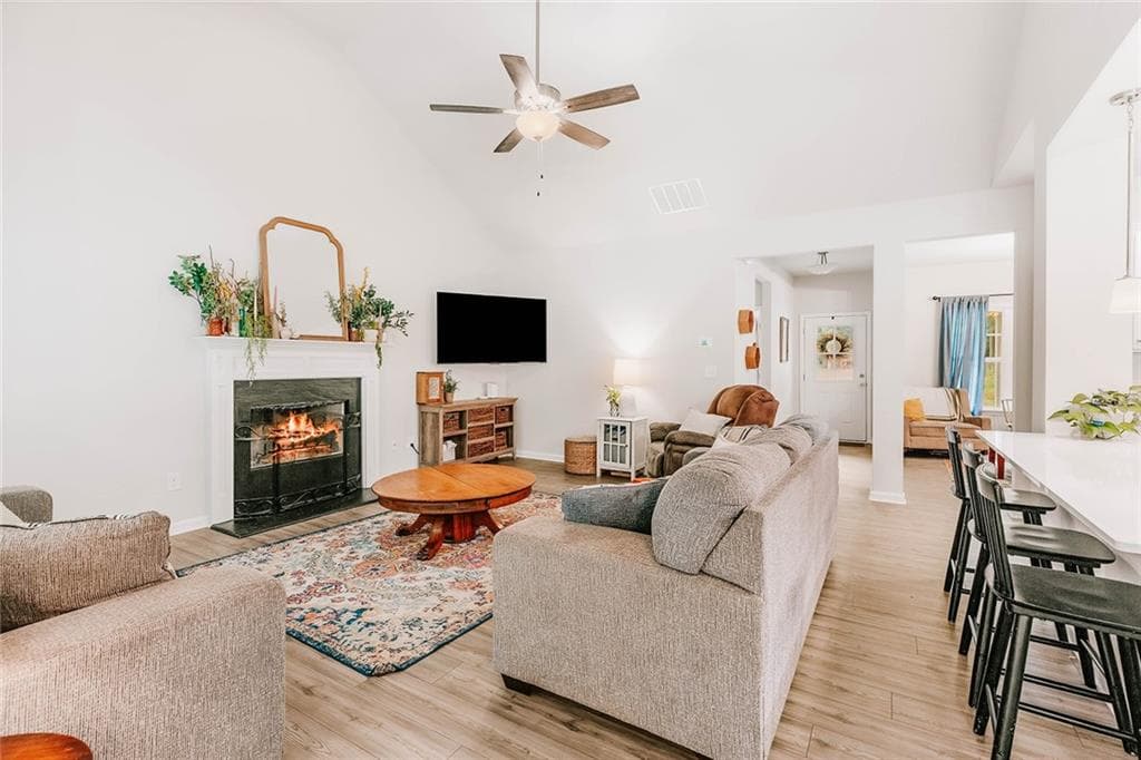 4 bedroom, 3 bathroom, 2,585 sq ft single family residence for sale at 462 Masters WY, Athens, GA 30607 — photo 8