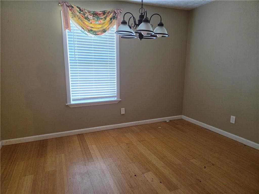 3 bedroom, 2 bathroom, 1,578 sq ft single family residence for rent at 3805 Bromolow Trail, Lawrenceville, GA 30044 for $1,800 a month — photo 4
