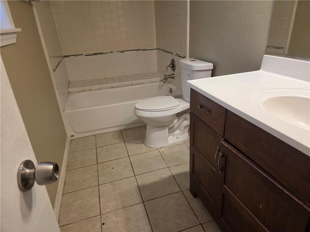3 bedroom, 2 bathroom, 1,578 sq ft single family residence for rent at 3805 Bromolow Trail, Lawrenceville, GA 30044 for $1,800 a month — photo 9