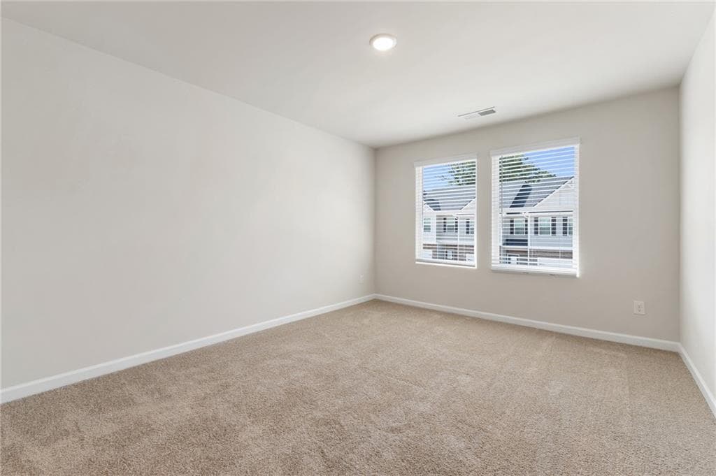 3 bedroom, 3 bathroom, 1,598 sq ft townhouse for sale at 8312 Columbia Court, Palmetto, GA 30268 — photo 10