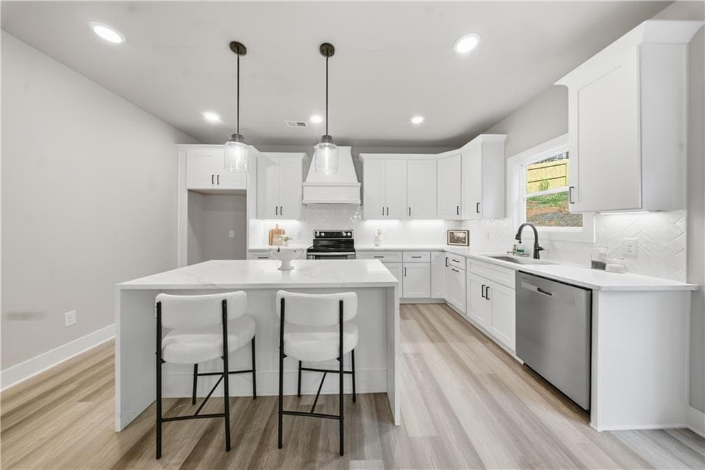 3 bedroom, 3 bathroom, 1,700 sq ft single family residence for sale at 3035 Hamilton Road, Cumming, GA 30041 — photo 8