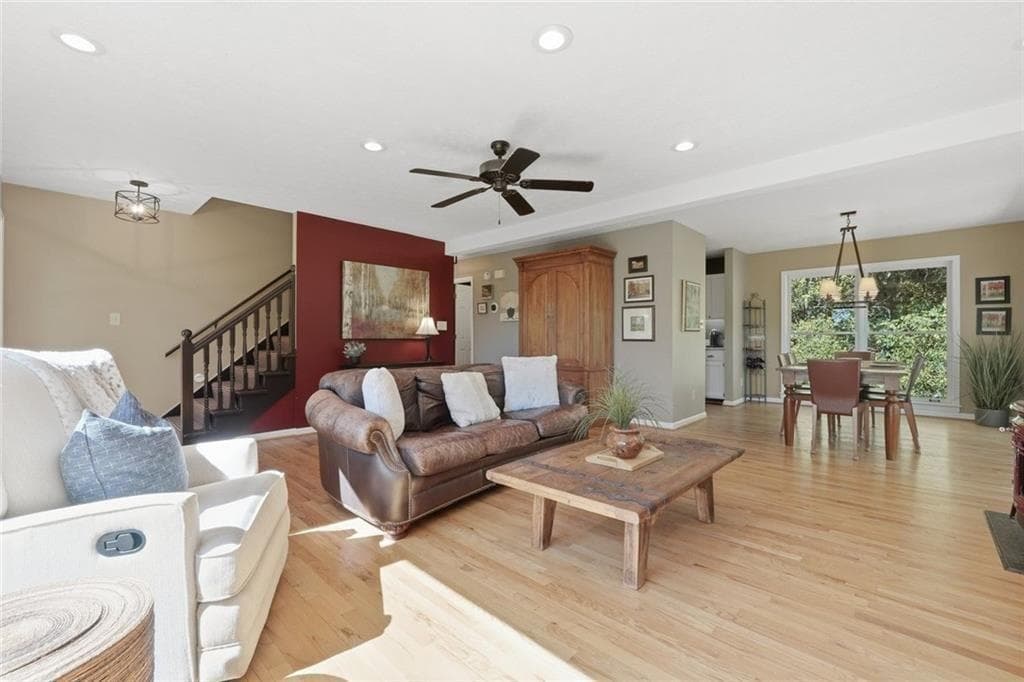 3 bedroom, 3 bathroom, 1,788 sq ft single family residence for sale at 108 Columbine Drive, Jasper, GA 30143 — photo 2