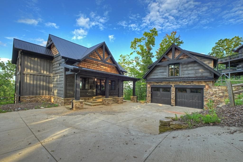 3 bedroom, 4 bathroom, 4,104 sq ft single family residence for sale at 224 Eagle Ridge, Morganton, GA 30560 — photo 5