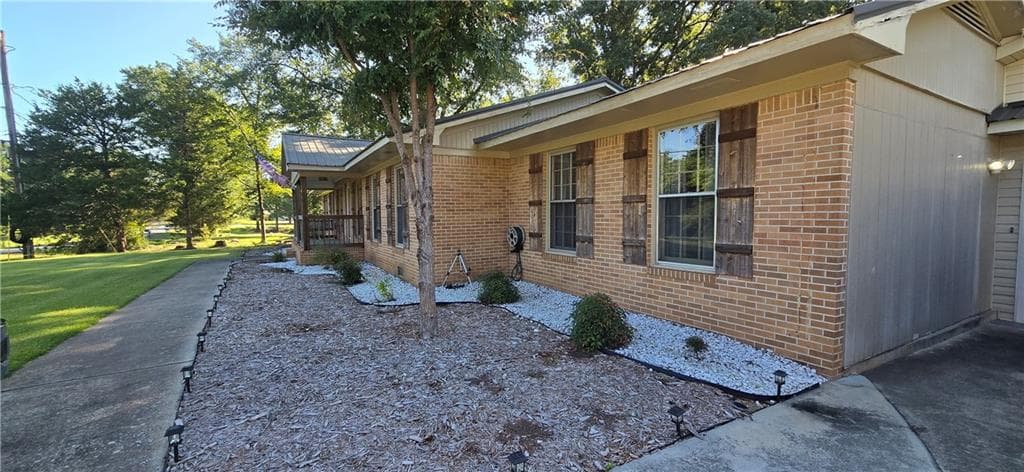 3 bedroom, 3 bathroom, 2,098 sq ft single family residence for sale at 644 Collard Valley Road, Cedartown, GA 30125 — photo 4