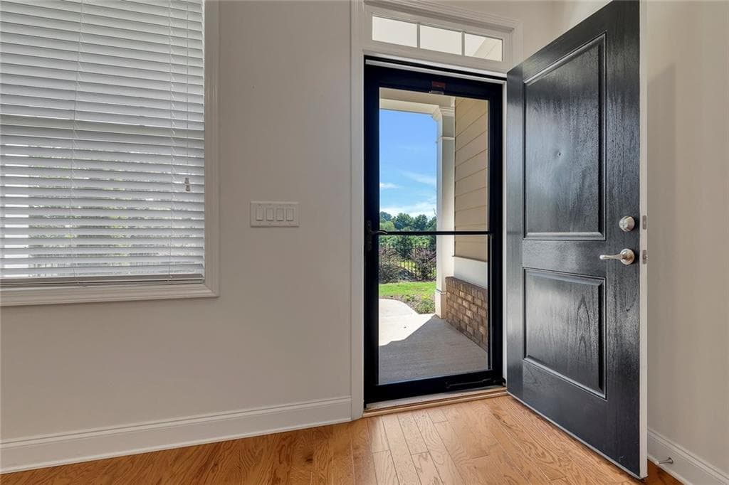 3 bedroom, 3 bathroom, 2,362 sq ft condominium for sale at 312 Cherokee Station Circle, Woodstock, GA 30188 — photo 7