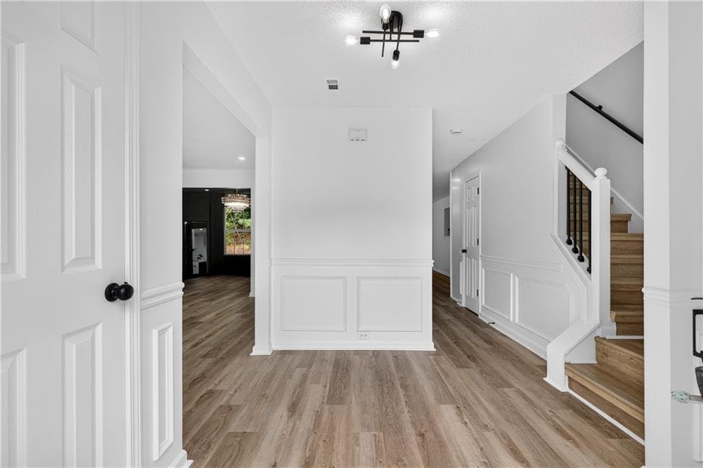 4 bedroom, 3 bathroom, 3,152 sq ft single family residence under contract at 4873 Triger Lane, Fairburn, GA 30213 — photo 3